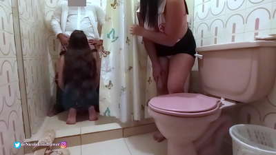 護士在醫院浴室裡發現醫生他媽的病人 / 第 1 部分 / NicoleLondrawer / Chiquicandy